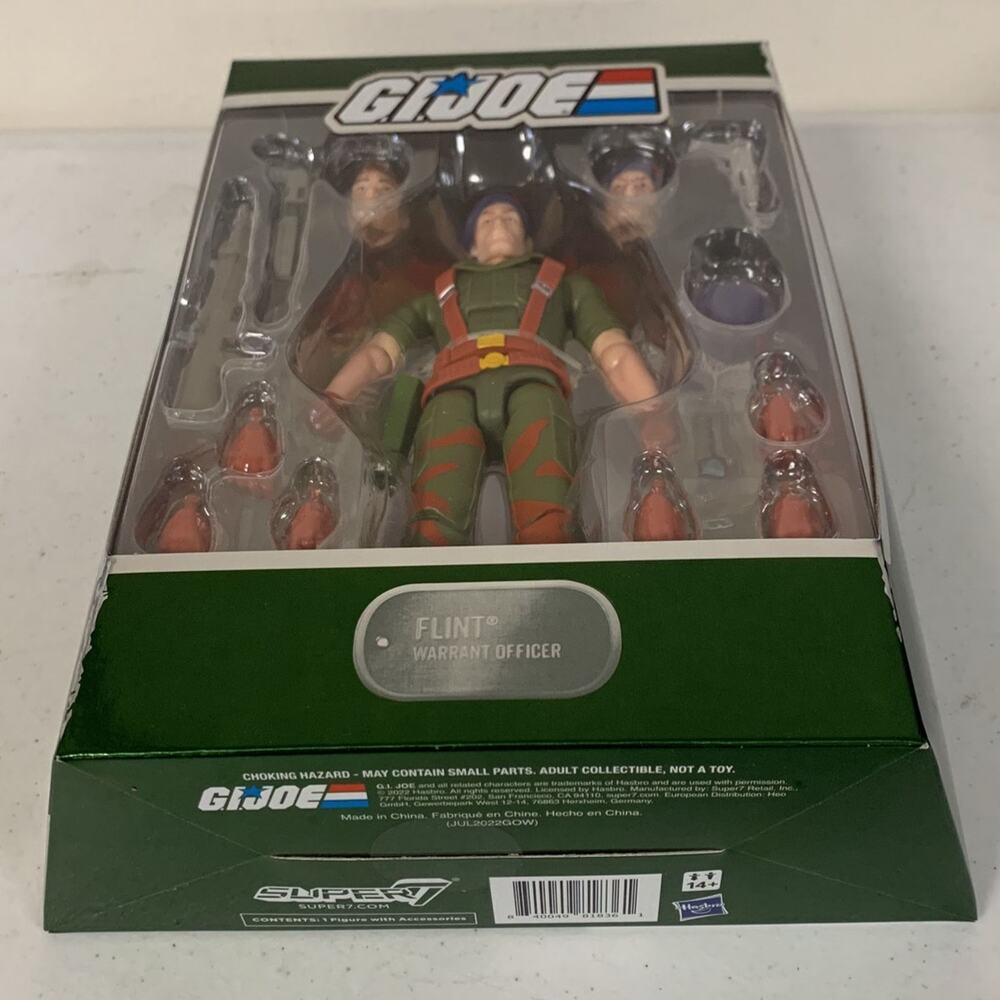 Super7 ULTIMATES! G.I. Joe Flint - 7" G.I. Joe Action Figure with Access… - Picture 4 of 5